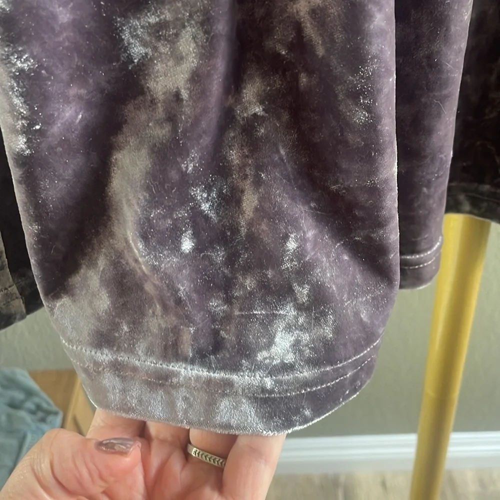 Topshop metallic grey velvet skirt size 6